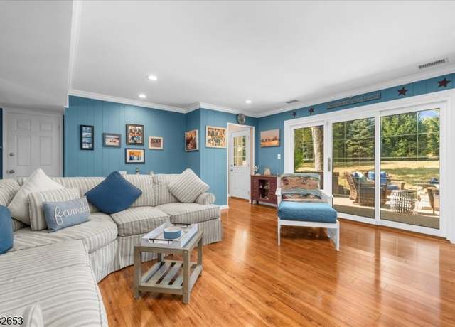 Property at 2023 Holland Brook Rd, Branchburg Twp., NJ 08876-3855, 5 beds, 2.5 baths