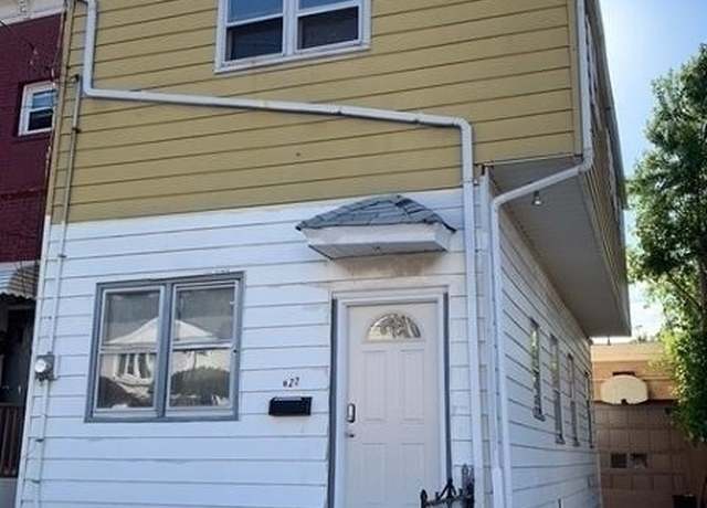 Property at 122 E 22nd St, Paterson City, NJ 07514-2137, 3 beds, 1.5 baths