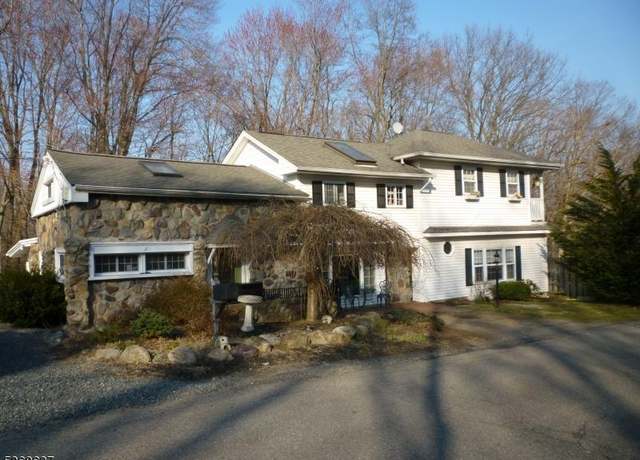 Property at 490-494 Split Rock Rd, Rockaway Twp., NJ 07849-2468, 7 beds, 4 baths