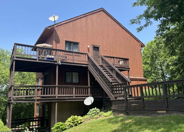 Property at 23 Wimbledon Dr #9, Vernon, NJ 07462-5556, 2 beds, 2 baths