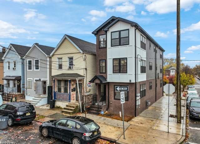Property at 613 S 18Th St, Newark City, NJ 07103-1127, 4 beds, 4.5 baths