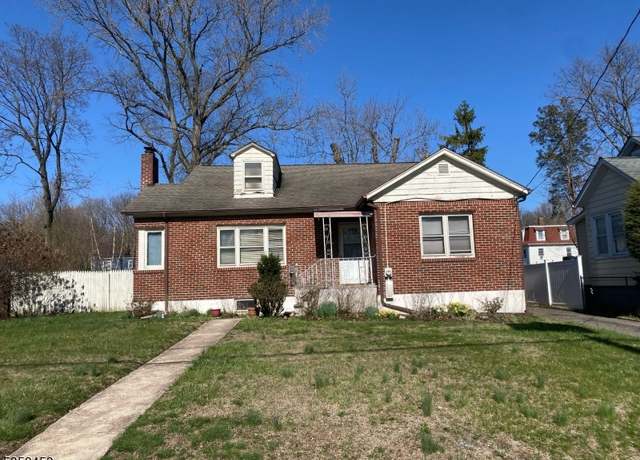 Property at 142 Orange St, Englewood City, NJ 07631, 4 beds, 3 baths
