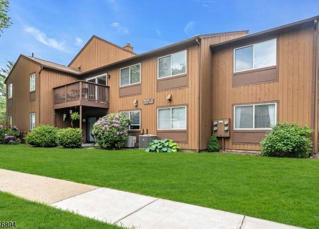 Property at 180 Drake Ln, Roxbury Twp., NJ 07852-9688, 2 beds, 2 baths