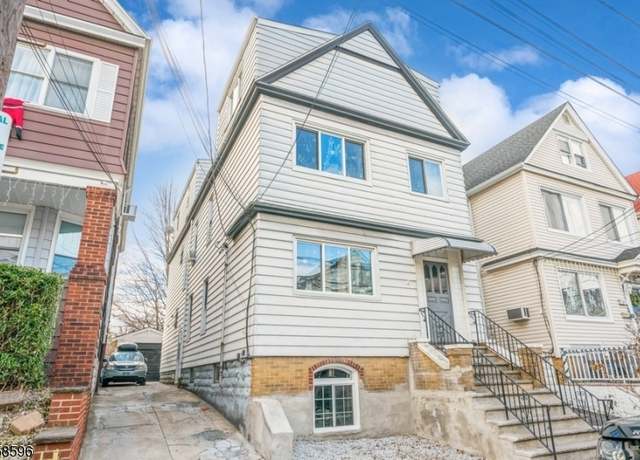 Property at 158 W 8Th St, Bayonne City, NJ 07002-1227, 6 beds, 3 baths