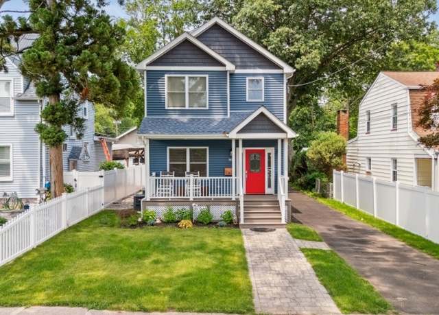 Property at 901 Hamilton St, Rahway City, NJ 07065-2708, 4 beds, 3.5 baths