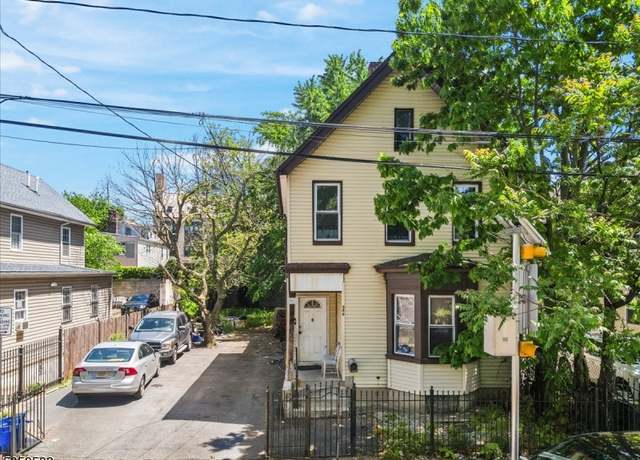 Property at 344-346 S 10th St, Newark City, NJ 07103-2115, 4 beds, 2 baths