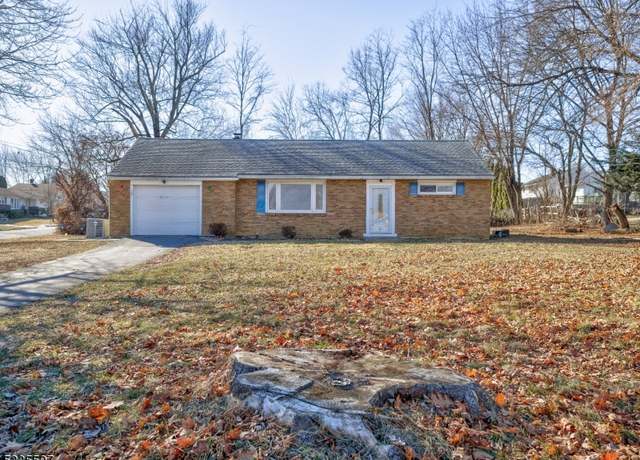 Property at 700 Red School Ln, Lopatcong Twp., NJ 08865-2029, 3 beds, 1 bath