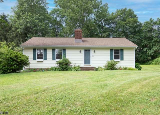 Property at 17 Joliet St, Tewksbury Twp., NJ 08858-7049, 3 beds, 1 bath