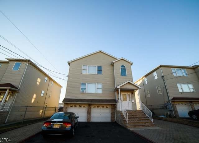 Property at 266 E 17th St, Paterson City, NJ 07524-2013, 8 beds, 5 baths