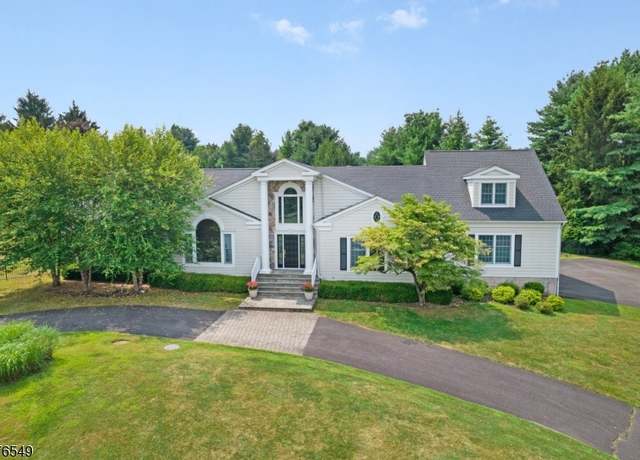 Property at 18 Kerby Ln, Mendham Boro, NJ 07945-2901, 5 beds, 4 baths