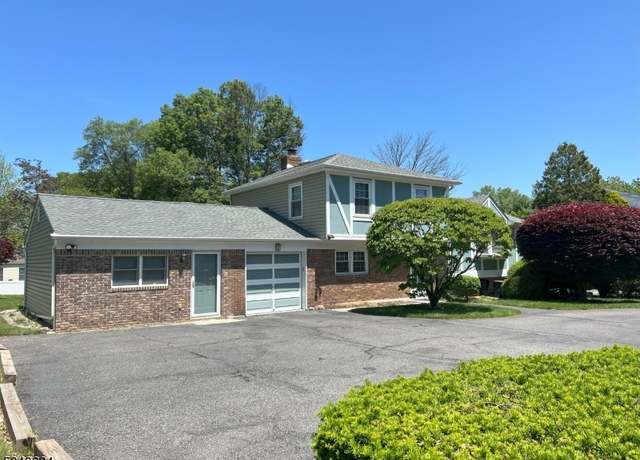 Property at 426 Vail Rd, Parsippany-troy Hills Twp., NJ 07054-1432, 4 beds, 1.5 baths