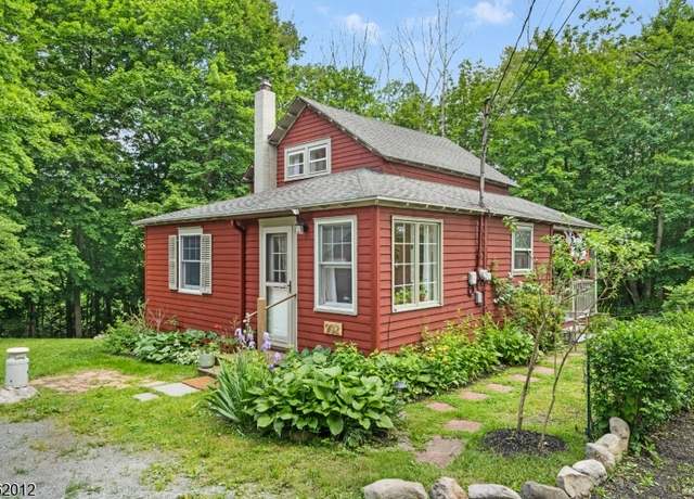 Property at 902 Mount Benevolence Rd, Stillwater Twp., NJ 07860-4318, 2 beds, 1 bath