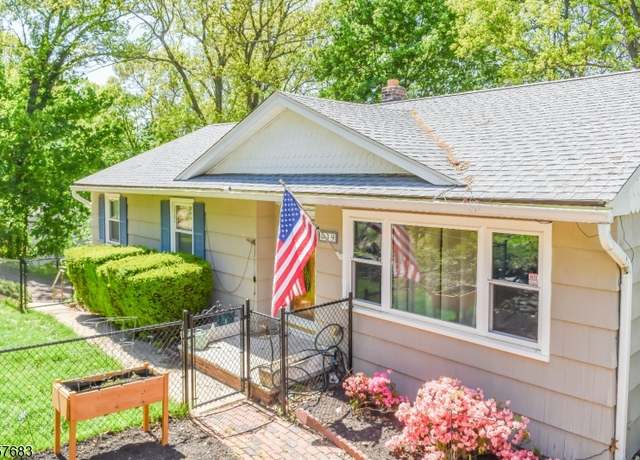 Property at 39 Ford Rd, Roxbury Twp., NJ 07850-1606, 3 beds, 2.5 baths