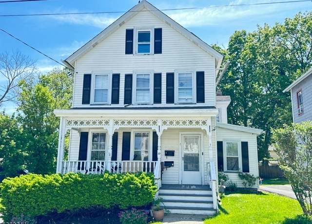 Property at 10 Townsend St, Newton Town, NJ 07860-1808, 3 beds, 2 baths