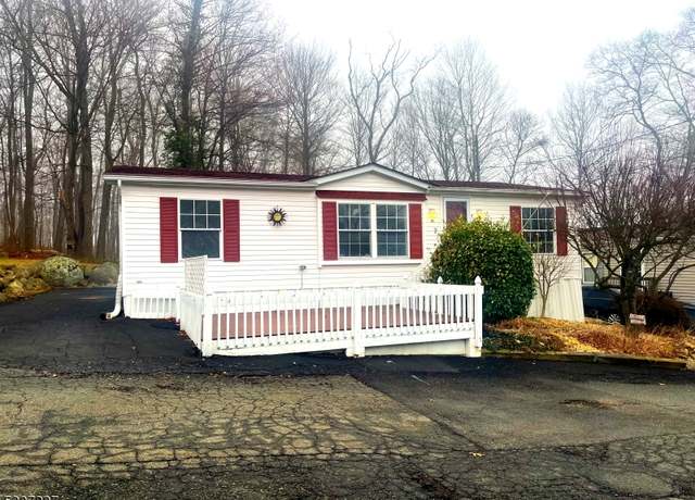 Property at 10 SANBAR Dr, Jefferson Twp., NJ 07849-2054, 3 beds, 2 baths