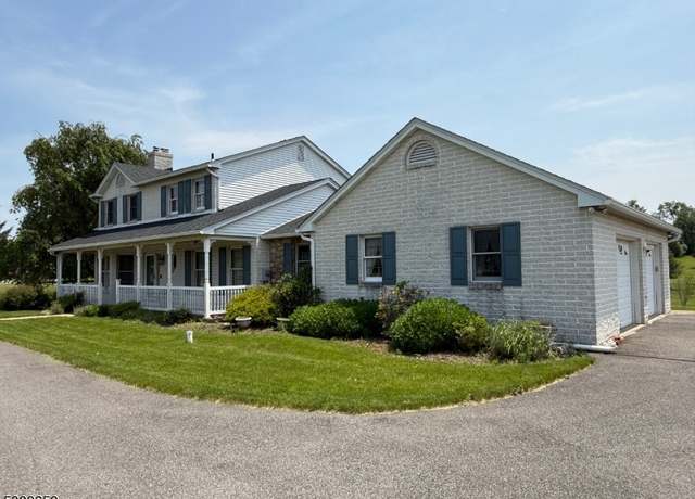 Property at 370 Spring Mills-Lt Yk Rd, Holland Twp., NJ 08848-1955, 4 beds, 3 baths