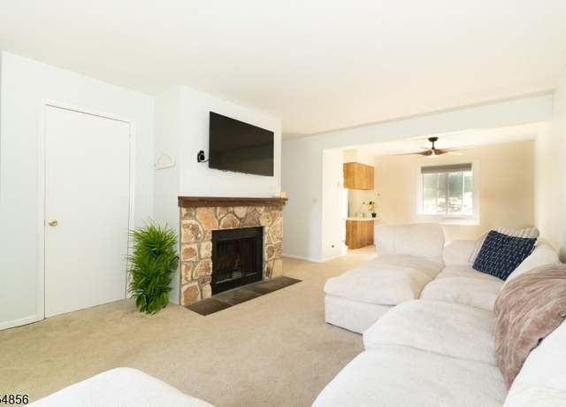 Property at 1 Great Gorge Ter #1, Vernon Twp., NJ 07462-3801, 1 bed, 1 bath