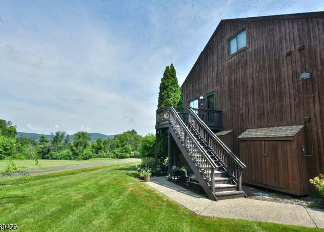 Property at 4 Acapulco Princess Pl U8 #8, Vernon Twp., NJ 07462-2573, 3 beds, 2 baths