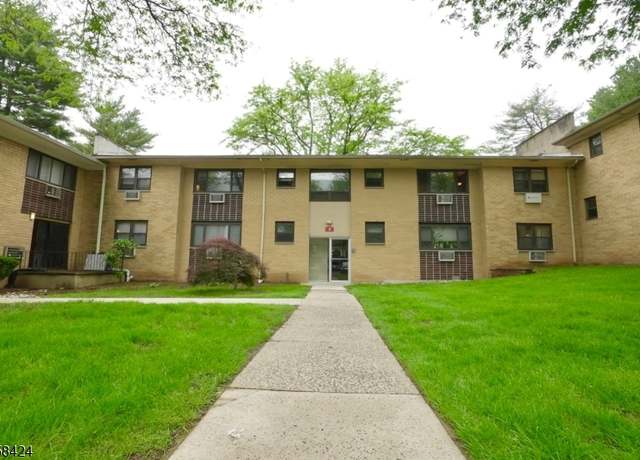 Property at 401 Highway22 Bldg2 Unit E Unit E, North Plainfield Boro, NJ 07060, 1 bed, 1 bath