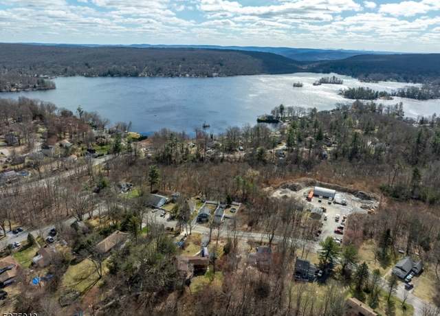 Property at 6 Florence Rd, West Milford Twp., NJ 07421-3805