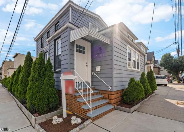 Property at 1501 41St St, North Bergen Twp., NJ 07047-2502, 4 beds, 3 baths