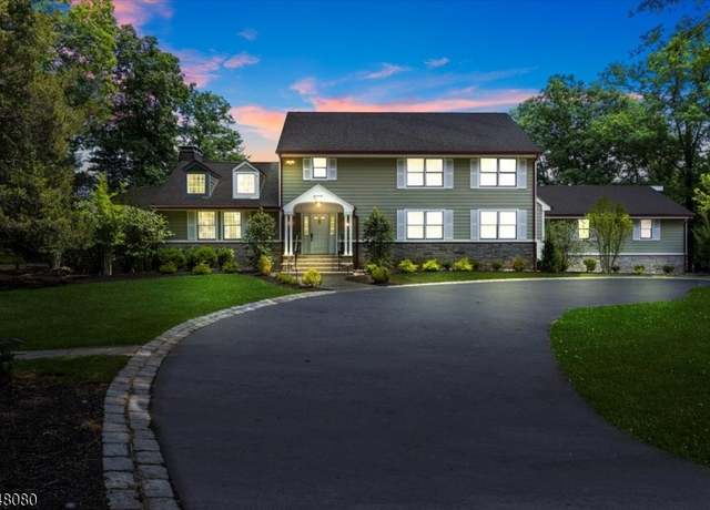Property at 12 Laomatong Way, Bedminster Twp., NJ 07921-2870, 5 beds, 4.5 baths