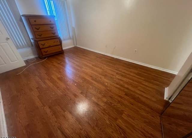 Property at 11 Seton Hall Dr, Newark City, NJ 07103-6011, 3 beds, 2.5 baths