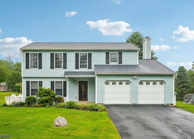 Property at 7 Michael Ct, Green Twp., NJ 07860-5443, 4 beds, 2.5 baths