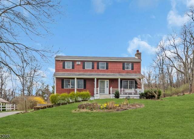 Property at 47 Courtland Dr, Wantage Twp., NJ 07461-1711, 4 beds, 2.5 baths
