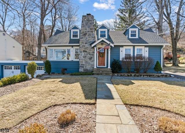Property at 23 Birch Pkwy, Sparta Twp., NJ 07871-1204, 2 beds, 1.5 baths