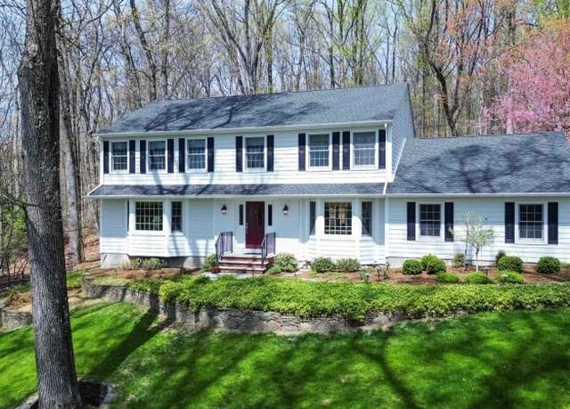 Property at 11 Redwood Rd, Morris Twp., NJ 07960-2608, 4 beds, 2.5 baths