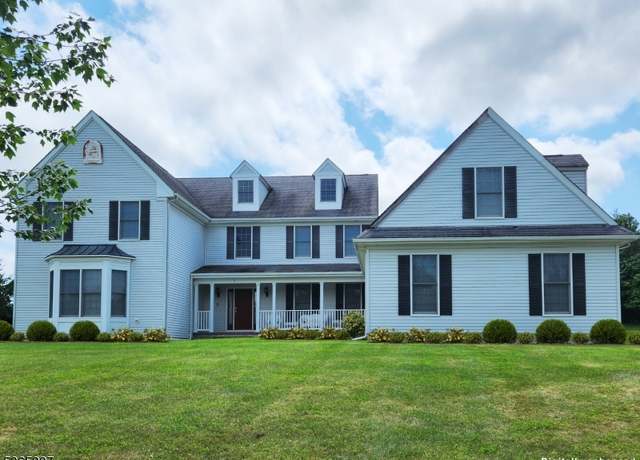 Property at 3 Manchur Ct, Raritan Twp., NJ 08822-4038, 5 beds, 5.5 baths