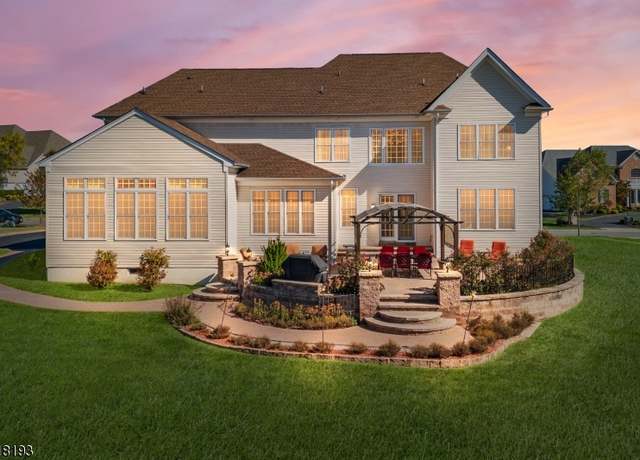 Property at 4 Ten Eyck Rd S, Branchburg Twp., NJ 08876-3940, 4 beds, 3.5 baths