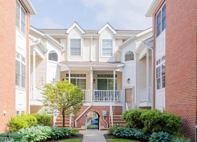 Property at 113 CHESTNUT Ct, Garwood Boro, NJ 07027-1700, 2 beds, 3.5 baths
