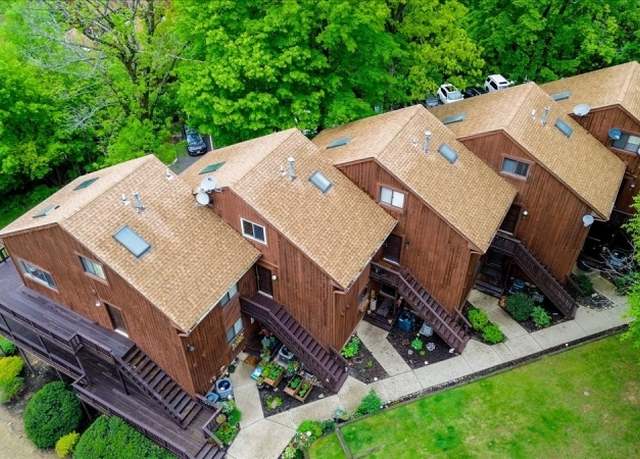 Property at 3 Telemark Dr #10, Vernon Twp., NJ 07462-4585, 2 beds, 1 bath