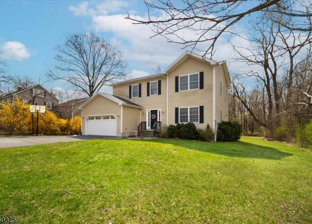 Property at 68 Conkling St, Bernards Twp., NJ 07920-1715, 4 beds, 2.5 baths