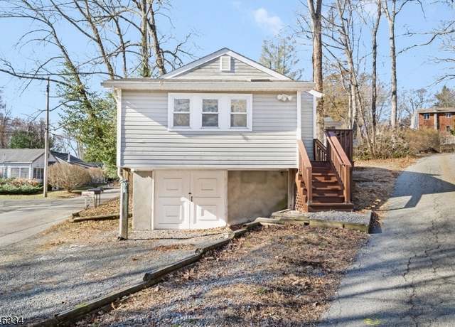 Property at 7 La Bo Ga Trl, Byram Twp., NJ 07821-3118, 2 beds, 1 bath