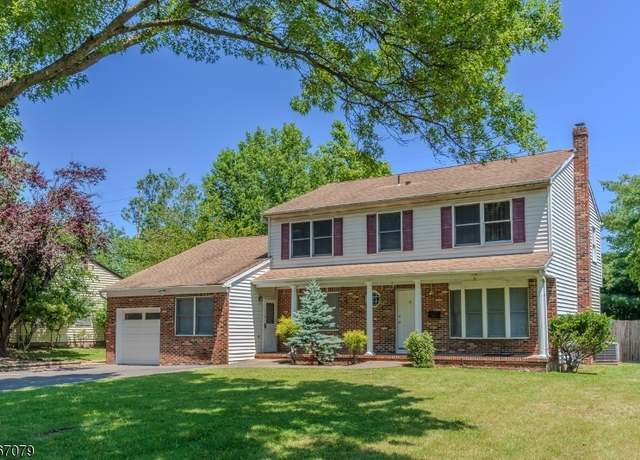 Property at 9 Starlite Ct, Westfield Town, NJ 07090-2242, 4 beds, 2.5 baths