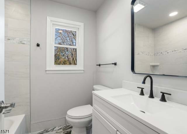 Property at 221 Ryerson Rd, Lincoln Park Boro, NJ 07035-1059, 3 beds, 1 bath