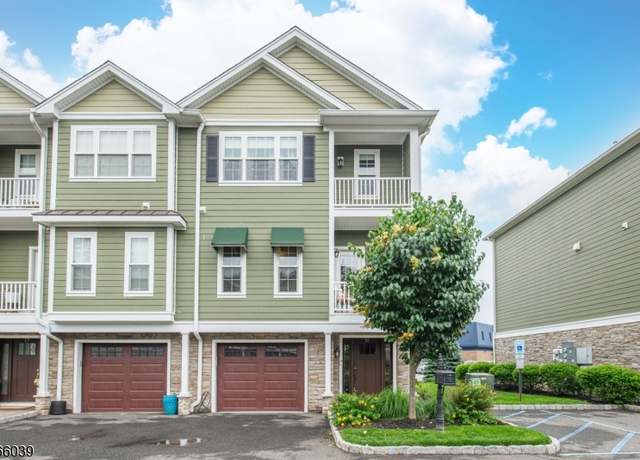 Property at 15 Chaz Way, Fairfield, NJ 07004, 3 beds, 2.5 baths