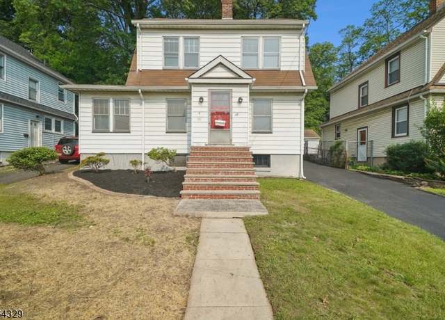 Property at 49 Rollinson St, West Orange Twp., NJ 07052-4625, 3 beds, 1.5 baths