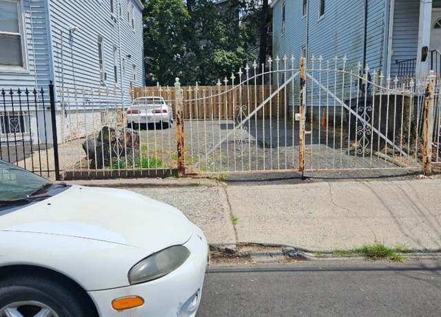 Property at 892 S 18TH St, Newark City, NJ 07108