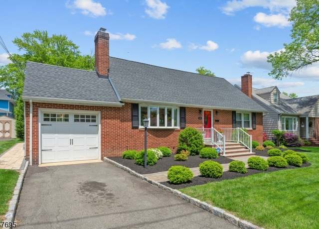 Property at 206 Hickory Ave, Garwood Boro, NJ 07027-1437, 4 beds, 2.5 baths