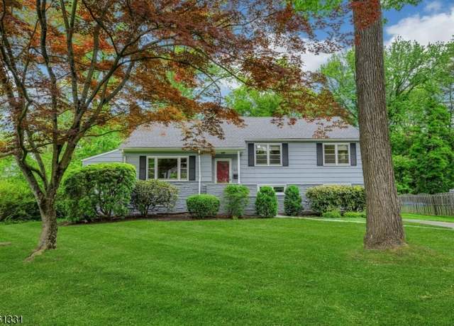 Property at 908 Willow Grove Rd, Westfield Town, NJ 07090-3522, 4 beds, 2.5 baths