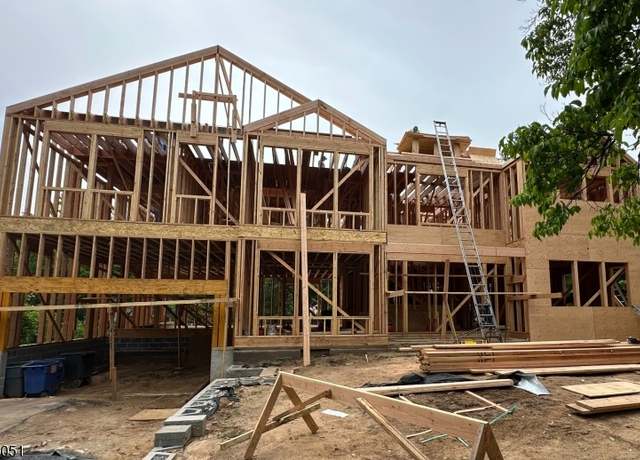 Property at 32 Felch Rd, Florham Park Boro, NJ 07932-2158, 6 beds, 6.5 baths