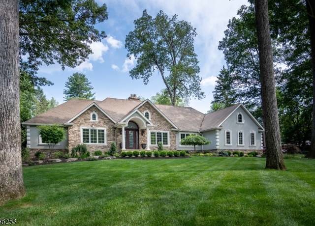 Property at 15 Colona Rd, Wayne Twp., NJ 07470-6103, 4 beds, 2.5 baths