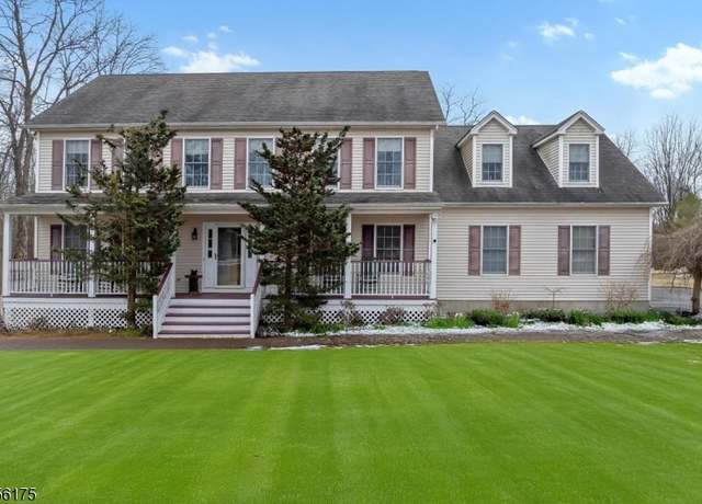 Property at 12 Meadow Ridge Rd, Knowlton Twp., NJ 07832-2445, 4 beds, 2.5 baths