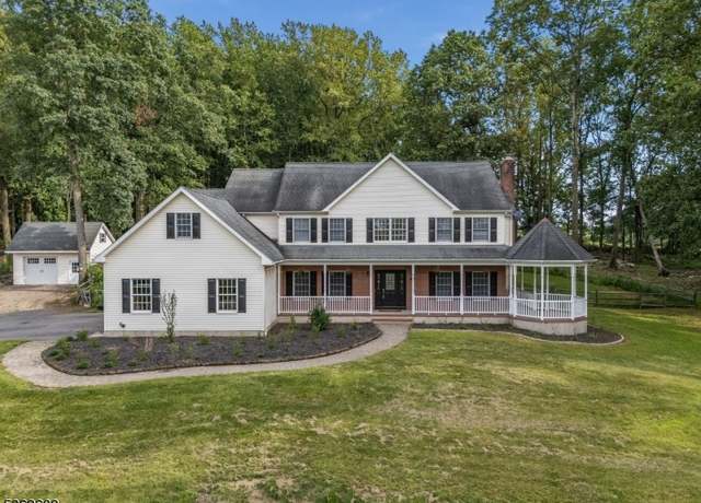 Property at 7 Berkshire Way, Holland Twp., NJ 08848-1786, 4 beds, 3 baths