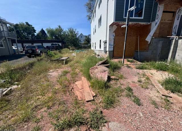 Property at 160 Smith St, Elizabeth City, NJ 07201-2768