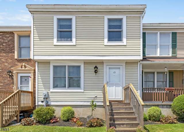 Property at 675 Bound Brook Rd Unit 19, Dunellen Boro, NJ 08812-1067, 2 beds, 2.5 baths